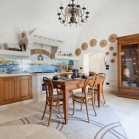 Brezza Di Mare אוטרנטו